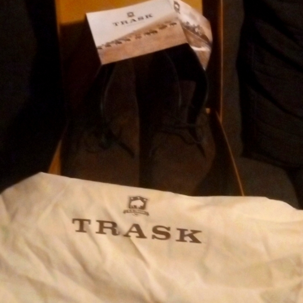 Men's suede Brown trask shoe boots size 13 barely worn